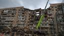 Un immeuble touché lors de frappes de missiles et de drones russes, à Kiev, le 6 juillet 2026.