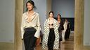 Le finale du défilé couture de Fendi, le 9 juillet au GNAMC, à Rome.