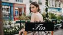 Lily Collins sur le tournage de la derniĂšre saison dâEmily in Paris.