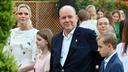 Charlene et Albert de Monaco cassent la fougasse avec Jacques et Gabriella : les traditions sont perpétuées lors d’un tendre moment de complicité familiale