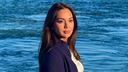 Élue Miss Île-de-France, Camilla Alash a brillé sur les courts de tennis avant de briguer le titre de Miss France 2027