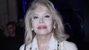 Amanda Lear accuse Miley Cyrus d’avoir plagié l’un de ses titres sorti en 1978 : “ On sait qu’elle est fan de moi”