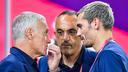 Mohamed Sanhadji au centre, à côté de Didier Deschamps et d’Antoine Griezmann.