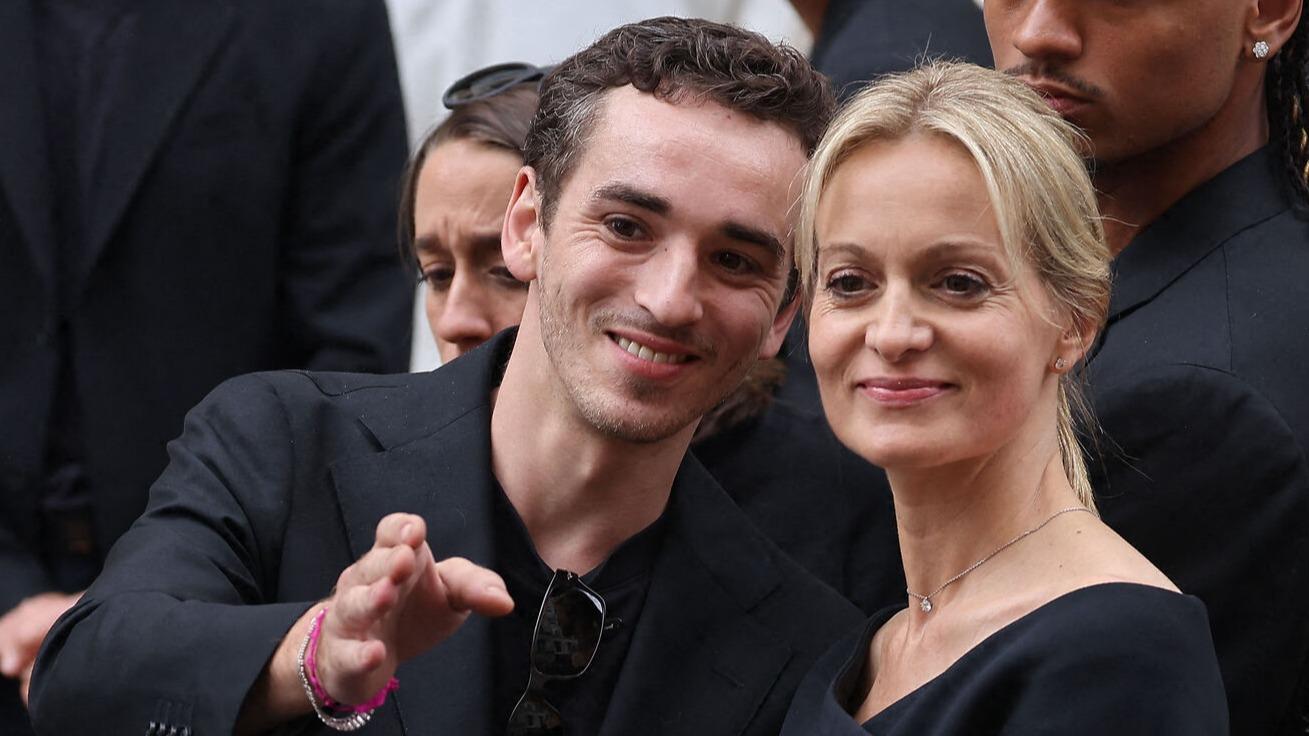 Gaston Ardisson évoque le décès récent de ses parents, Thierry et Béatrice Ardisson, victimes d’un cancer — People & Médias