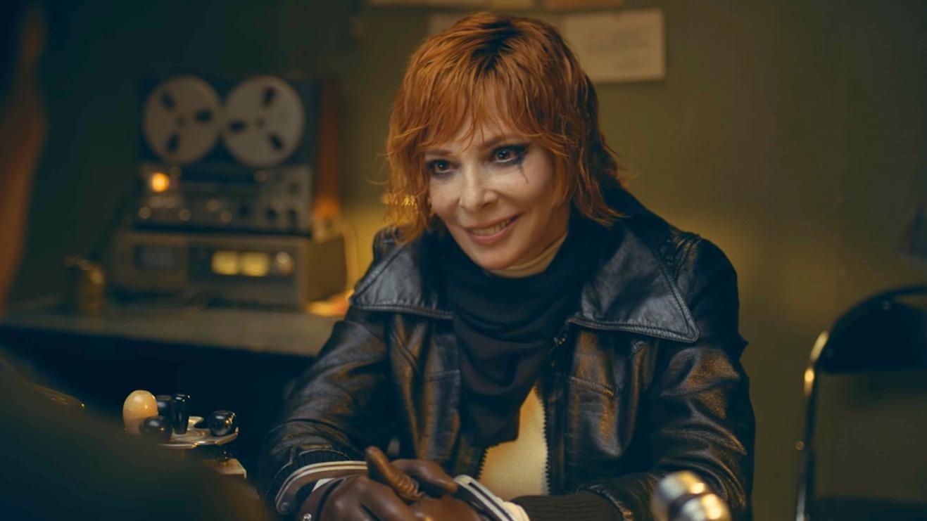 «C’est ouf, askip, chokbar, le seum»: dans son nouveau single, Mylène Farmer alerte sur «une langue au plus bas»