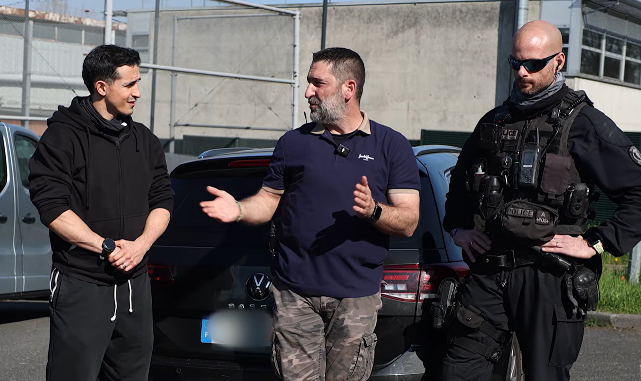 «Une propagande au service de l’extrême droite» : l’immersion du youtubeur Tibo InShape avec la BAC de Grigny irrite la gauche locale
