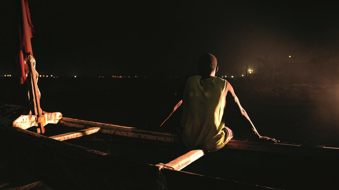 Sur les îles Canaries, nouvelle route de l'espoir des migrants, les autorités débordées par des arrivées clandestines massives