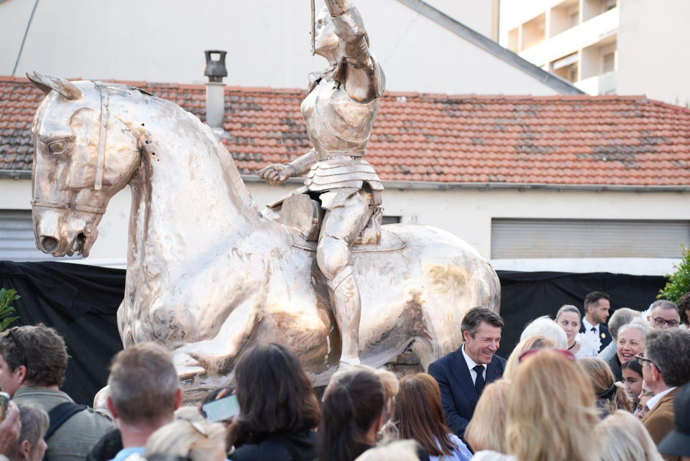 Nice : contraint par la justice de démonter «sa» statue de Jeanne d’Arc, Estrosi enrage contre le préfet Moutouh