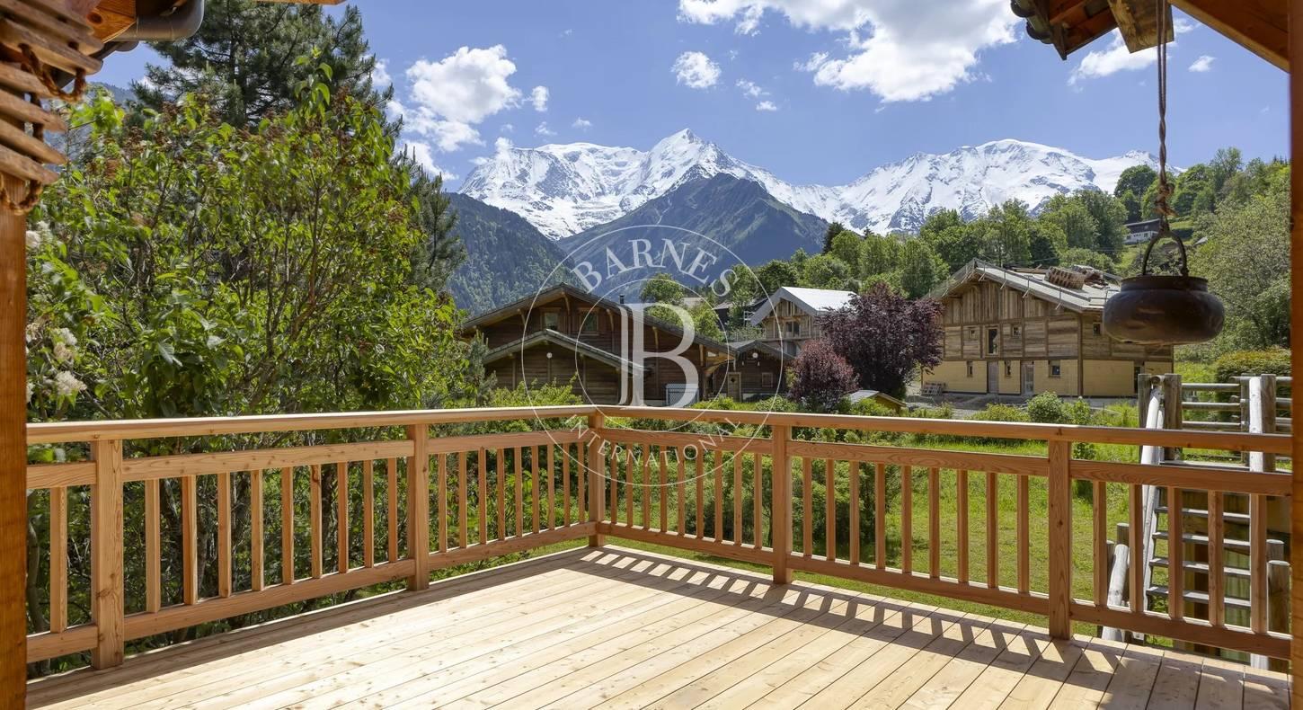 Jusqu’à 50 000 euros le mètre carré à Courchevel : les prix démesurés de l’immobilier dans les Alpes françaises