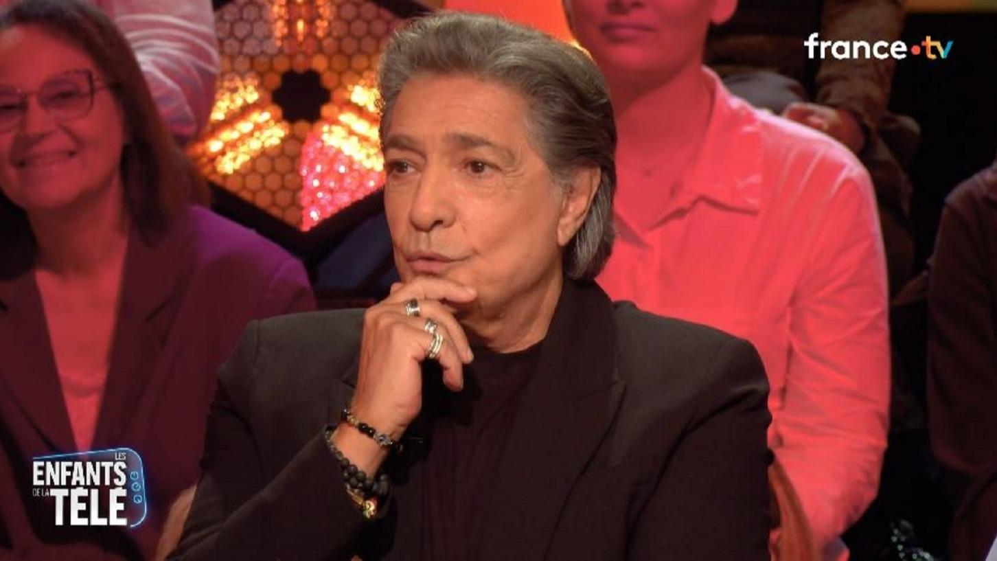 Frédéric François évoque ses souvenirs avec Jacques Martin dans « Les Enfants de la télé » — People & Médias