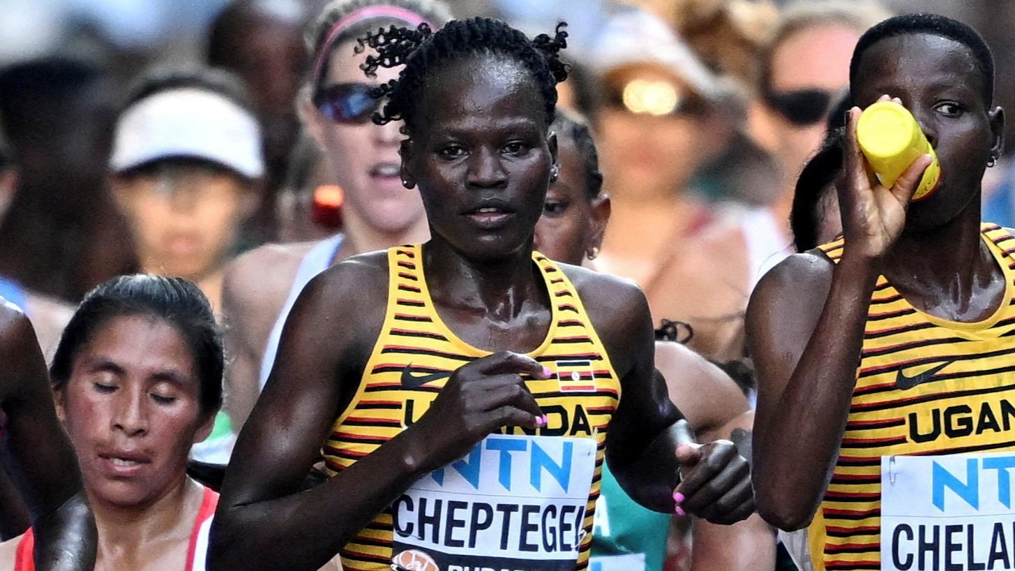 JO Paris 2024 : une minute d’applaudissements faite par les organisateurs en hommage à l'athlète ougandaise Cheptegei