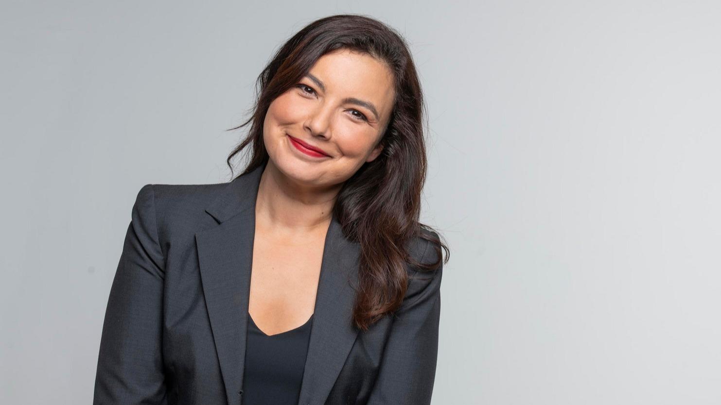 Anaïs Baydemir, présentatrice météo de France 2, orpheline de ses deux parents en l’espace de trois mois — People & Médias
