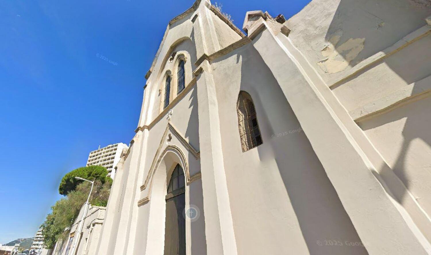 Vue de l’église Saint-Vincent de Paul à Toulon.