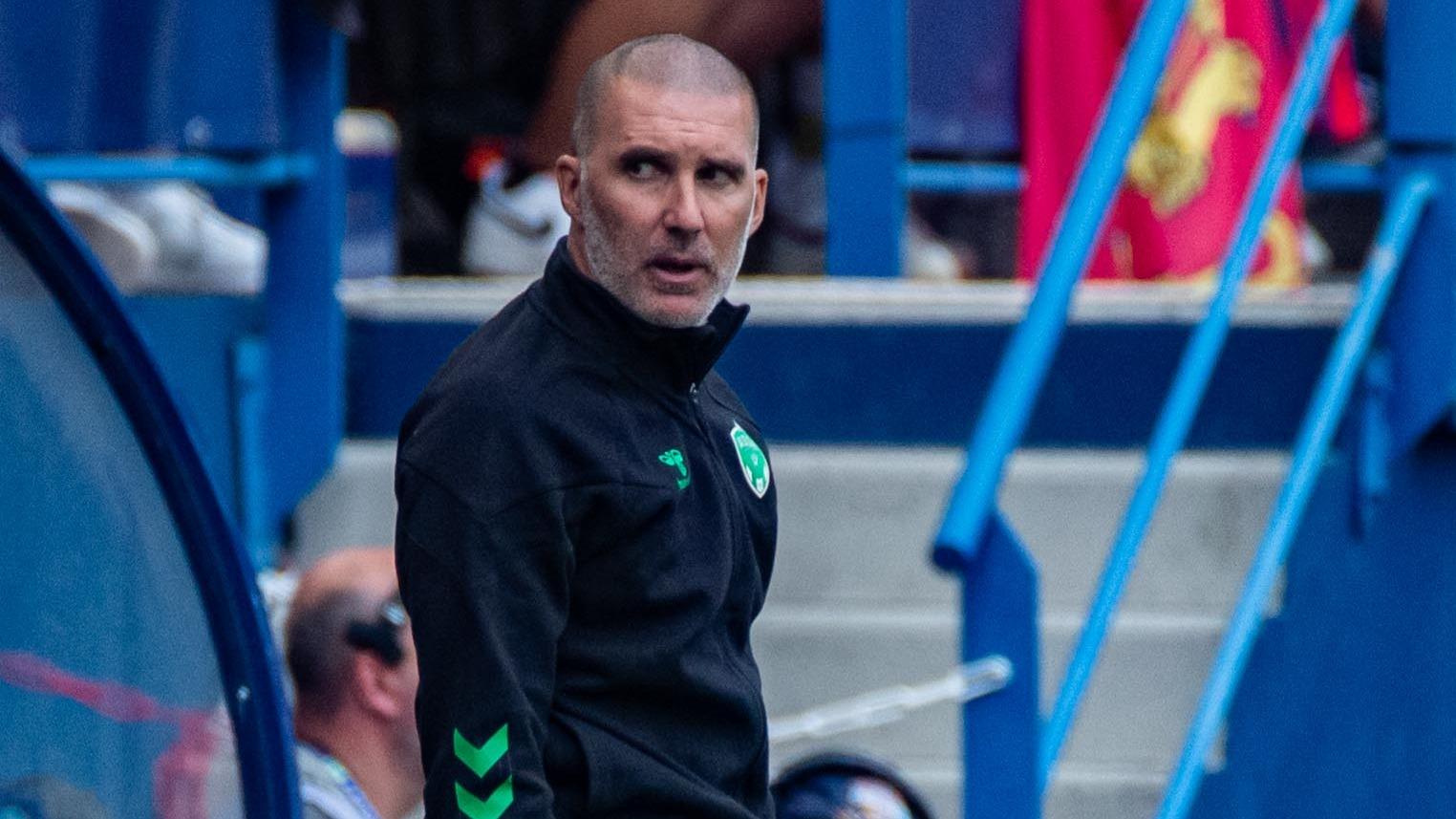 Ligue 2 : Saint-Etienne vire Battles après cinq défaites de rang