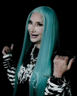 Lâincroyable mĂ©tamorphose de Kim Kardashian, dĂ©guisĂ©e en sa fille North West pour Halloween