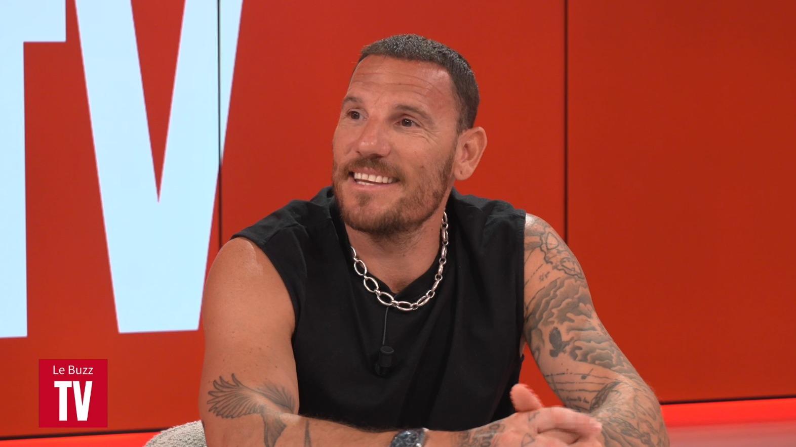 Loury Lag raconte sa grave infection rénale sur le tournage des « Baroudeurs » — People & Médias