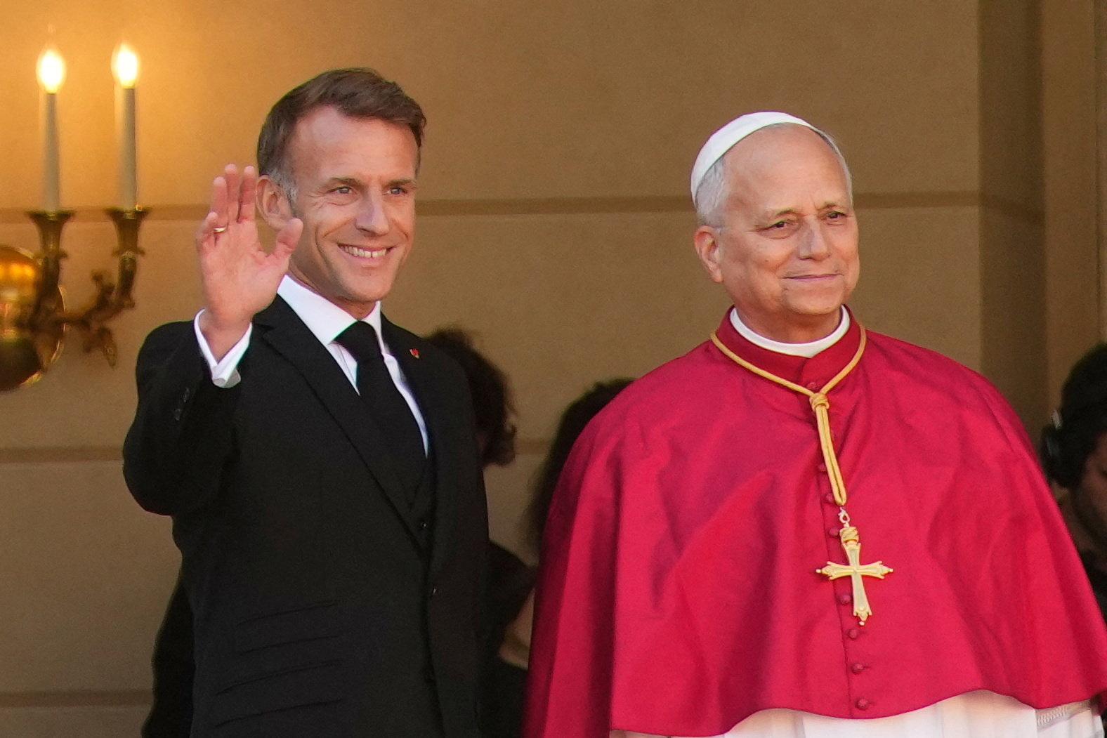 EN DIRECT - Visite de Léon XIV en France : Emmanuel Macron affirme que la venue du pape est «un grand honneur» qui suscite «une espérance»