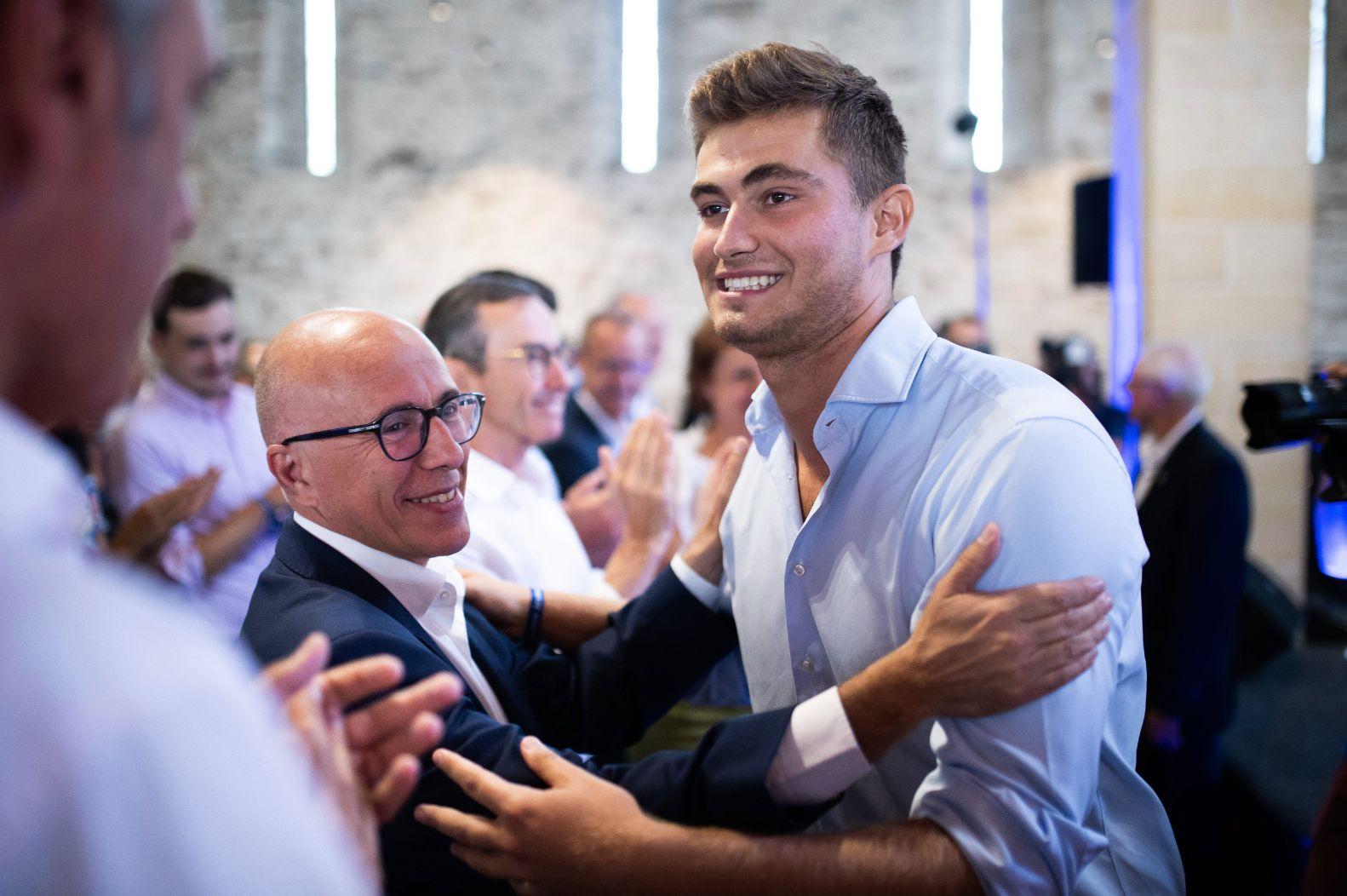 Après Éric Ciotti, le président des Jeunes LR, Guilhem Carayon, quitte à son tour le parti