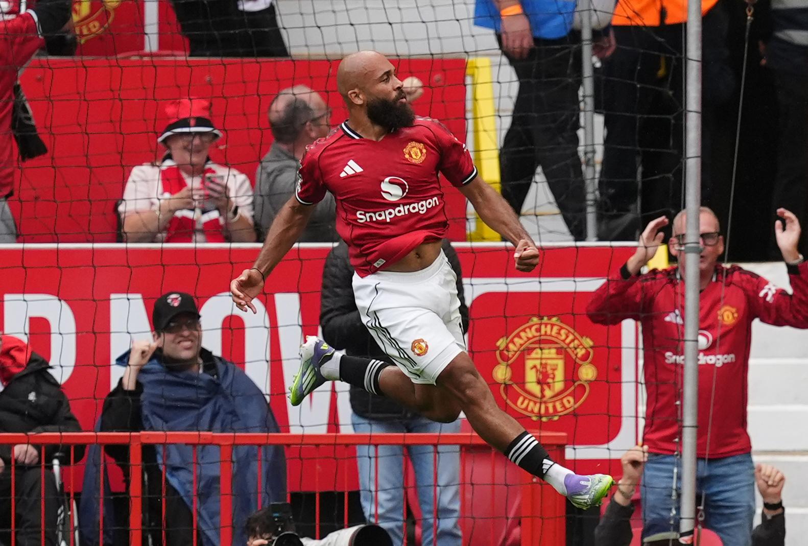 Premier League : Mbeumo décisif, Manchester United arrache sa première victoire contre Burnley