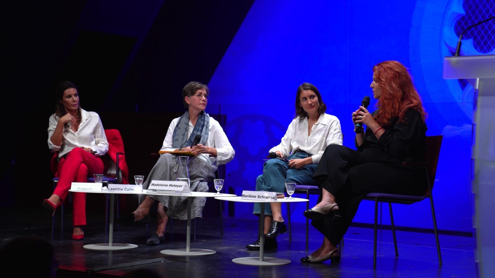 «Être une femme est une réalité biologique» : aux Bernardins, à la recherche d’un féminisme incarné