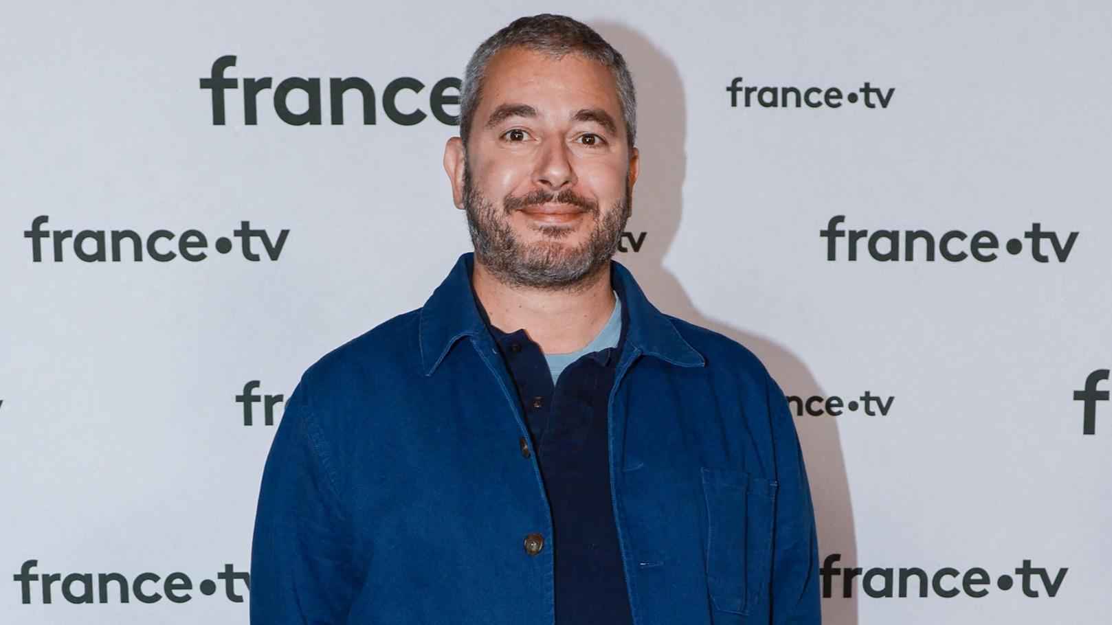 Ali Baddou prend la tête de l’émission <em>DébatDoc</em> sur LCP, succédant à Jean-Pierre Gratien — Info & Société