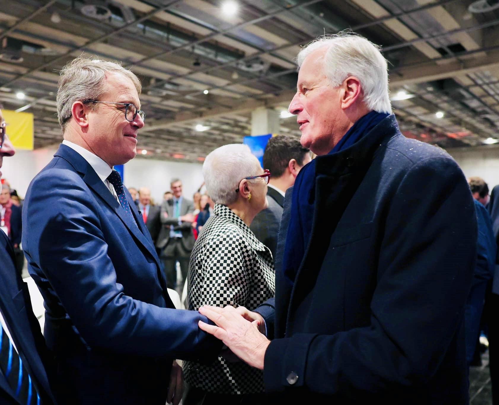 Michel Barnier retrouvera une partie de ses anciens ministres mardi à Paris