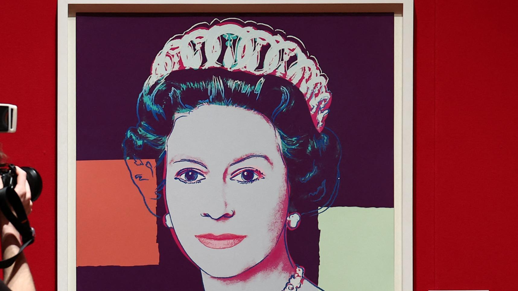 Beatrix, Elizabeth II... Les reines d’Andy Warhol exposées aux Pays-Bas