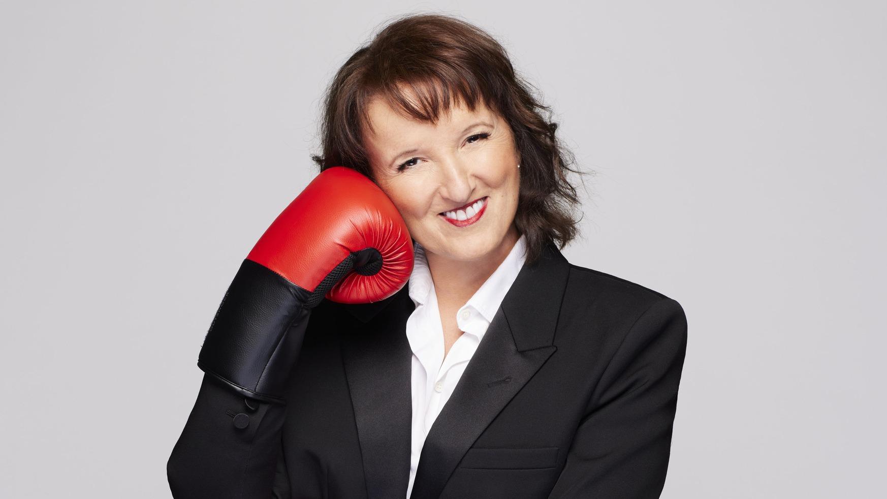 Selon TV Magazine, Anne Roumanoff présente son spectacle 'L’Expérience de la vie' sur TMC, une réflexion humoristique sur le monde d’aujourd’hui — Divertissement