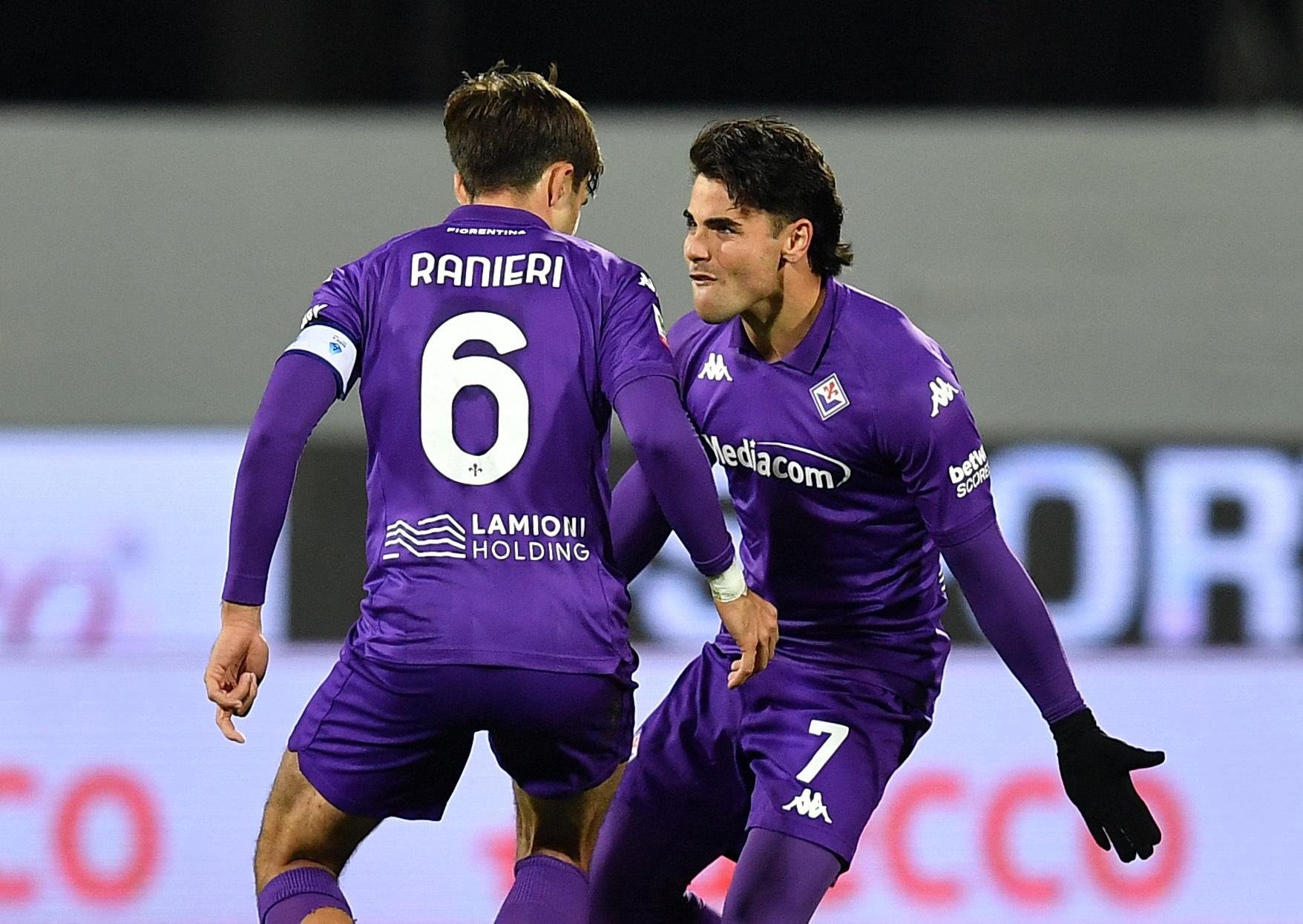 Serie A : la Fiorentina au pied du podium après sa victoire sur Cagliari