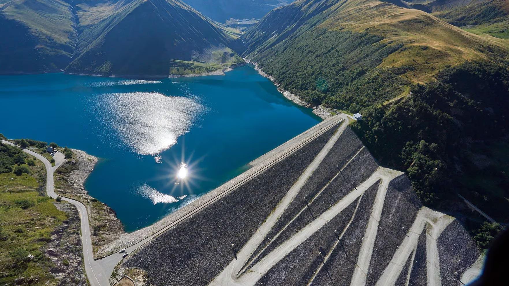 Après près de vingt ans de bras de fer avec Bruxelles, EDF et Engie gardent la main sur leurs barrages hydroélectriques
