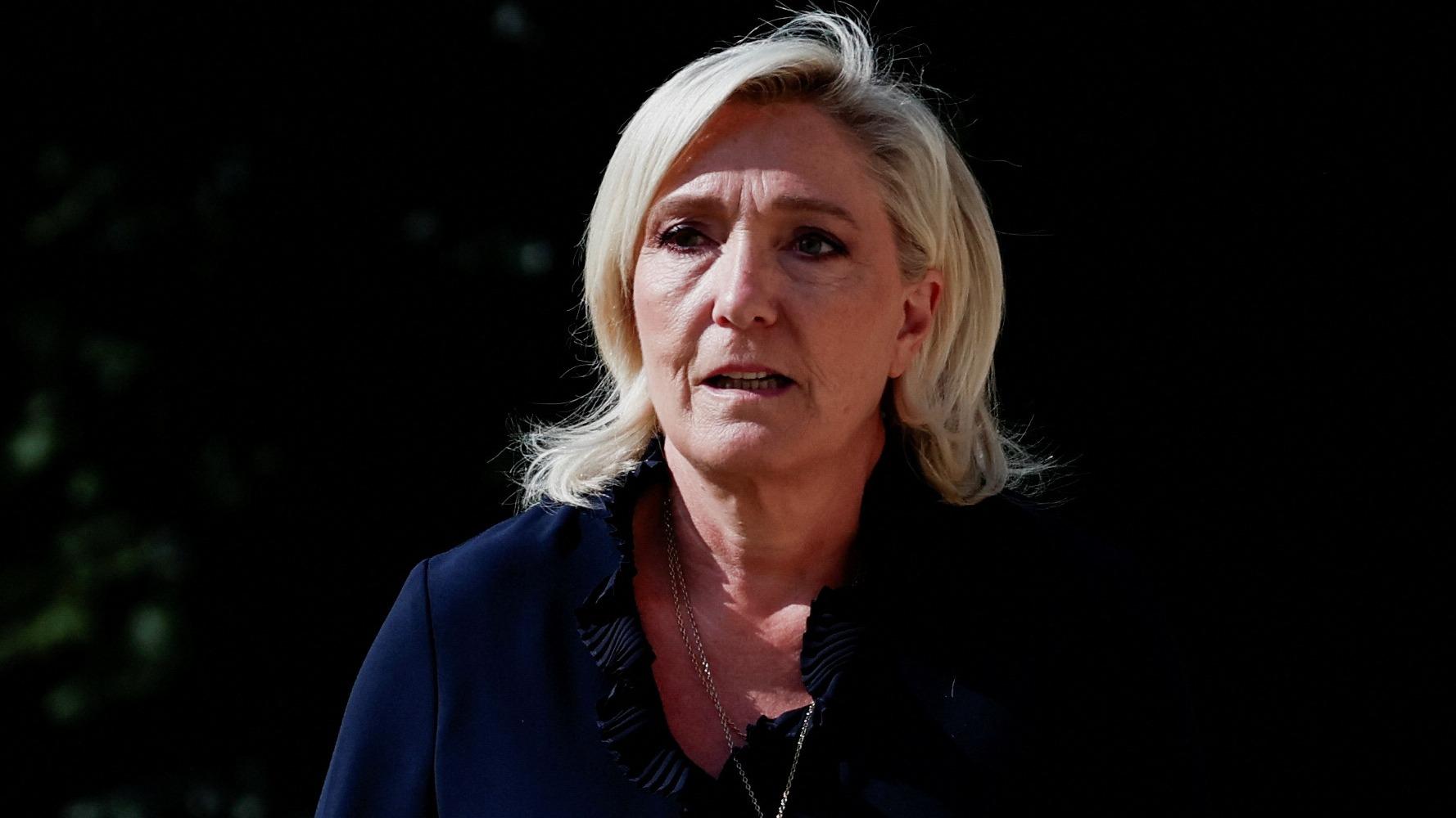 «Respect des élus», «proportionnelle», «immigration»... Les conditions de Marine Le Pen pour ne pas censurer un «gouvernement politique»