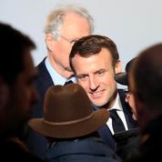 Sondage: trois Français sur dix veulent sanctionner Macron aux municipales