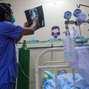 Coronavirus: le Pérou passe le cap des 17.000 morts après un bilan révisé à la hausse