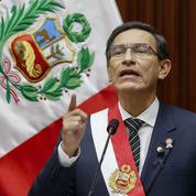 Pérou: le président dénonce un «complot» pour le faire chuter