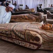 L'Égypte découvre 59 sarcophages ensevelis il y a plus de 2500 ans et en parfait état