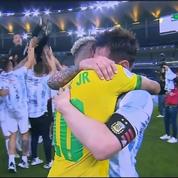 Copa America : l'émouvante accolade entre Messi et Neymar en pleurs