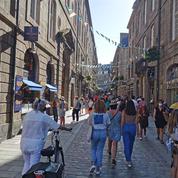«Il y a beaucoup de monde» : la ville de Saint-Malo a retrouvé ses vacanciers