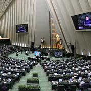Iran : le gouvernement Raïssi obtient la confiance du Parlement