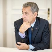 Nicolas Sarkozy observe la primaire à distance
