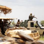 La France donne du matériel militaire au Niger pour la lutte anti-djihadiste