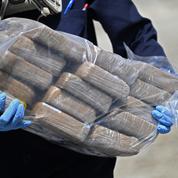 Aux Pays-Bas, 529 kg de cocaïne saisis dans un bateau où plus d'une tonne avait déjà été découverte en France