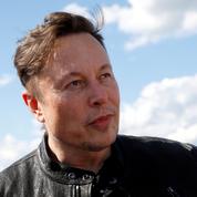 Elon Musk demande sur Twitter s'il doit vendre 10% de ses parts dans Tesla