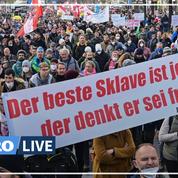 Covid-19: à Vienne, des milliers de manifestants contre la vaccination obligatoire