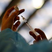Covid-19 : 83 personnes vaccinées avec des doses périmées à Amiens