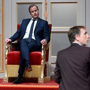 L'énigme Emmanuel Macron dans la pièce Le jeu du président