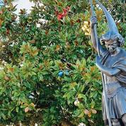 Au nom de la laïcité, la justice ordonne le retrait d'une statue de Saint Michel en Vendée