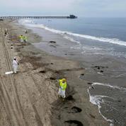 Marée noire en Californie: l'opérateur de l'oléoduc inculpé pour «négligence»