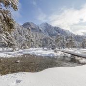 Au cœur des Pyrénées, cinq expériences d'hiver dans une nature grandiose et préservée