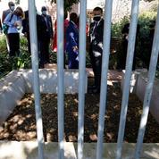 Report de la vente aux enchères d'une clé de la cellule de Mandela