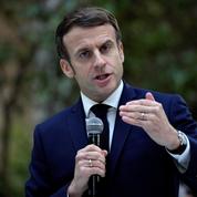 Violences intrafamiliales, harcèlement de rue, policiers sur le terrain : Macron annonce de nouvelles mesures contre l'insécurité